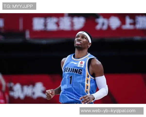 波蒂斯半场表现出色高效得分助力球队次节逆转局势